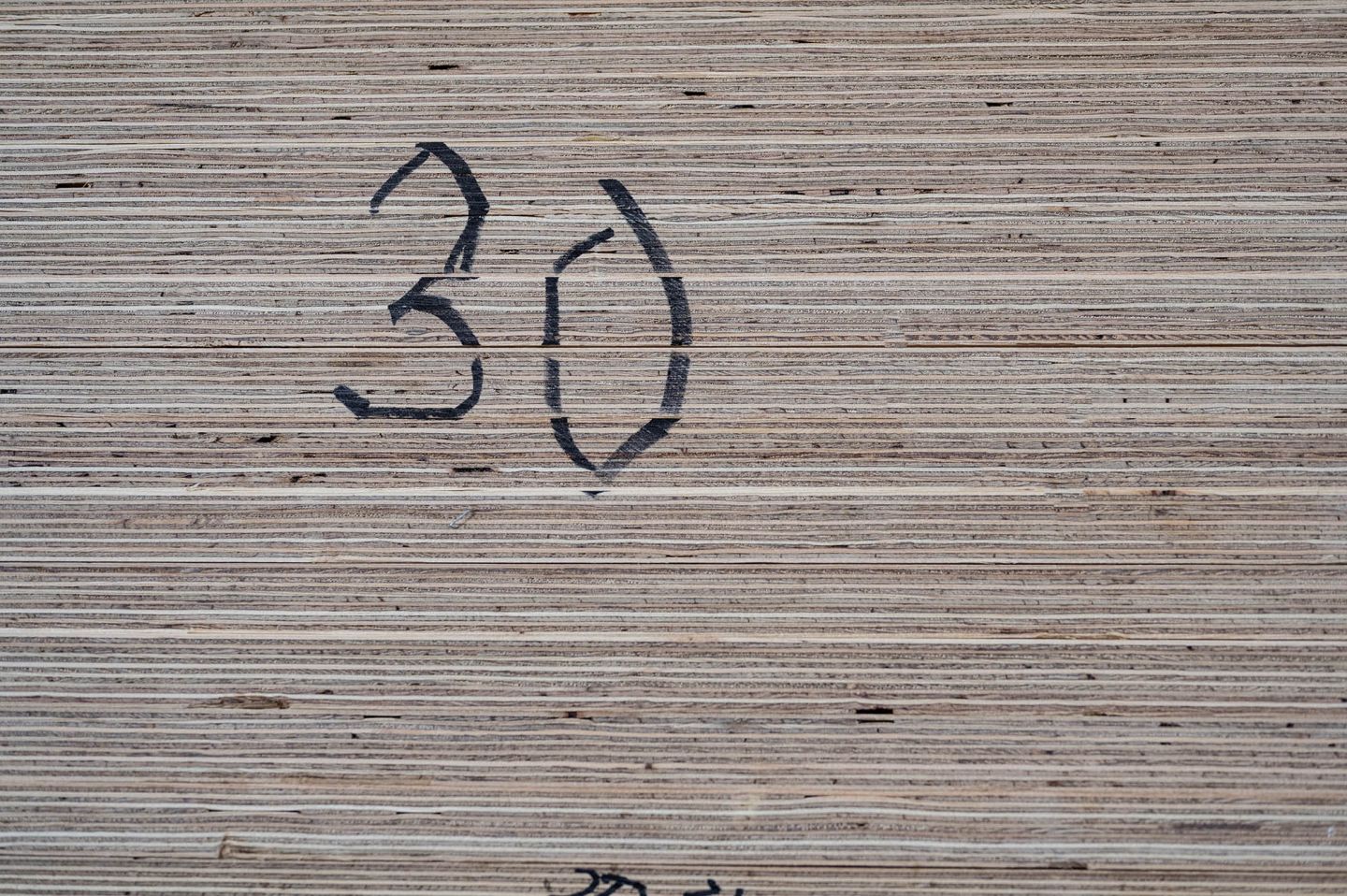 Фанера ФСФ 30мм 2440х1220 мм сорт 3/3 хвойная нешлифованная влагостойкая Лиственница